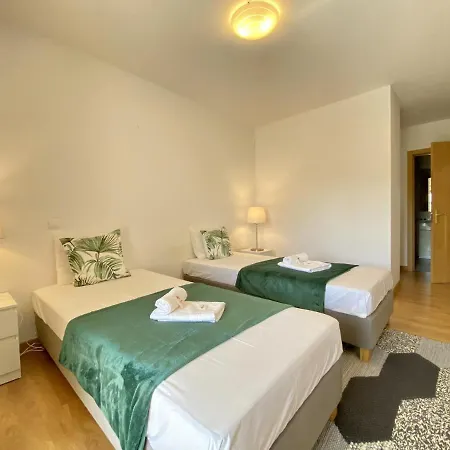 Riverside By Homing Apartman