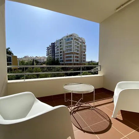 Riverside By Homing Apartment